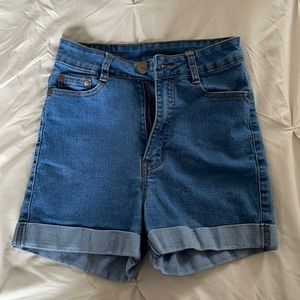 Fashion Nova high waisted shorts